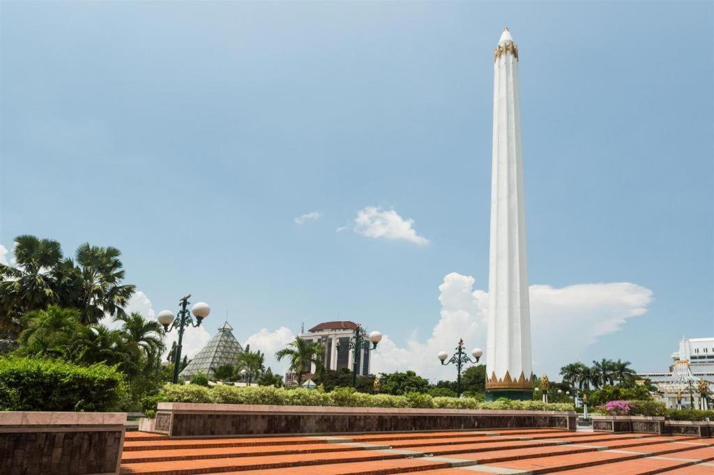 Hotel Sulawesi Gorontalo Surabaya Exterior photo